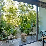 Jungle Luxury Stay Pools, Gym & More