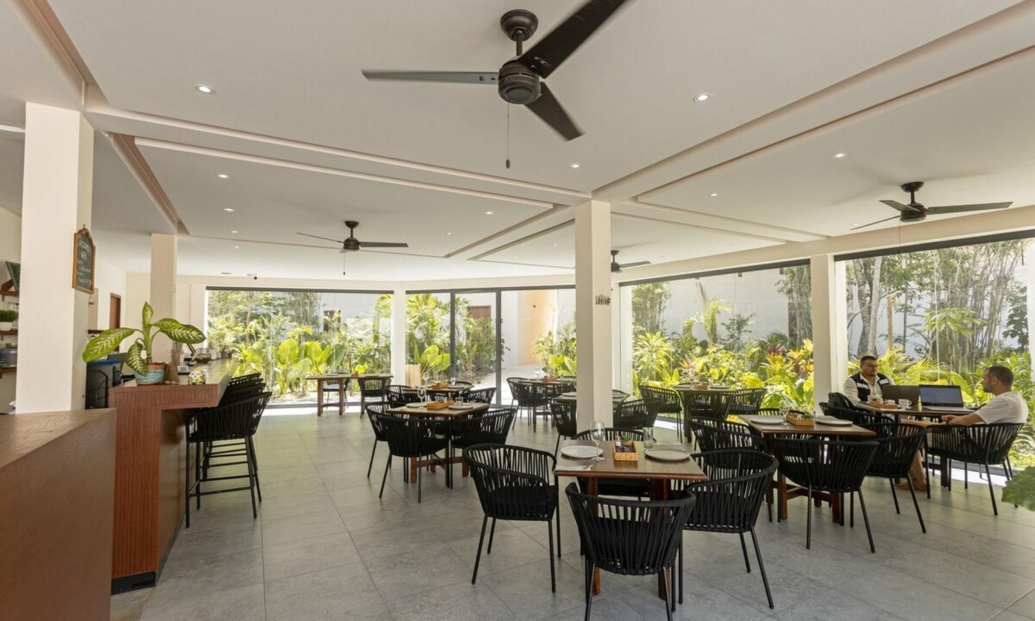 Jungle Luxury Pools, Gym & Tulum